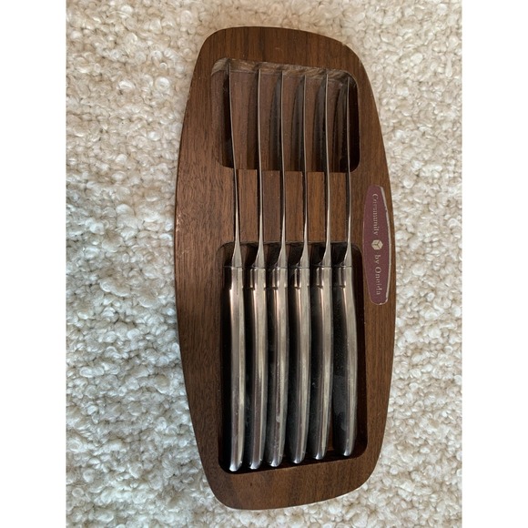 Set of 6 Frost Fire  Steak Knives Solid Walnut Display Tray Community Oneida - Picture 2 of 6